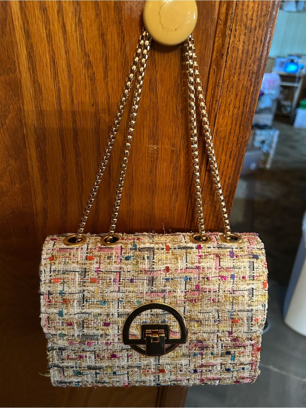 Chain Strap Tweed Shoulder Bag in Multicolor